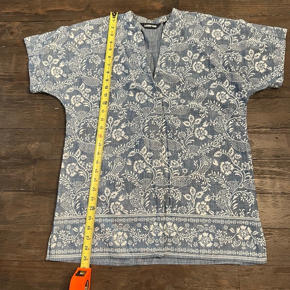 Lands End Ladies Chambray Top - Picture 3 of 8